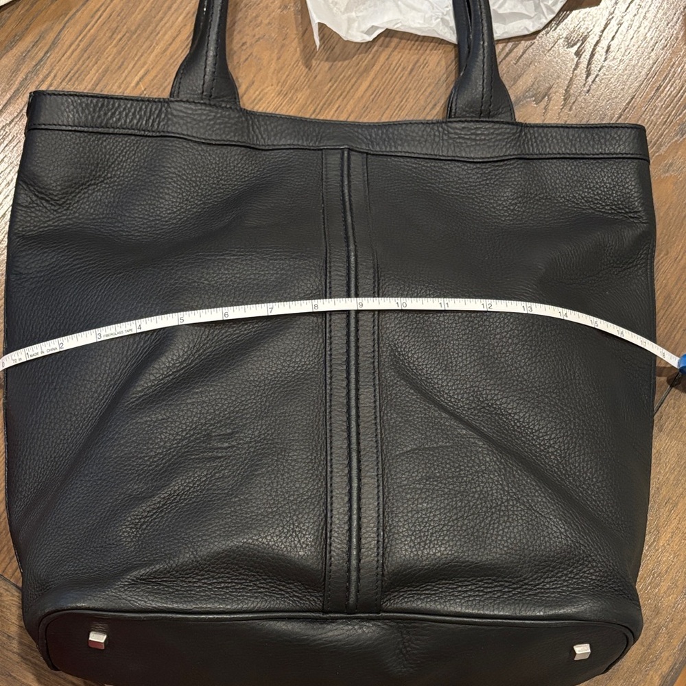 Valextra Elegant Black Leather Tote Bag Made in Italy Beautiful - Picture 13 of 14